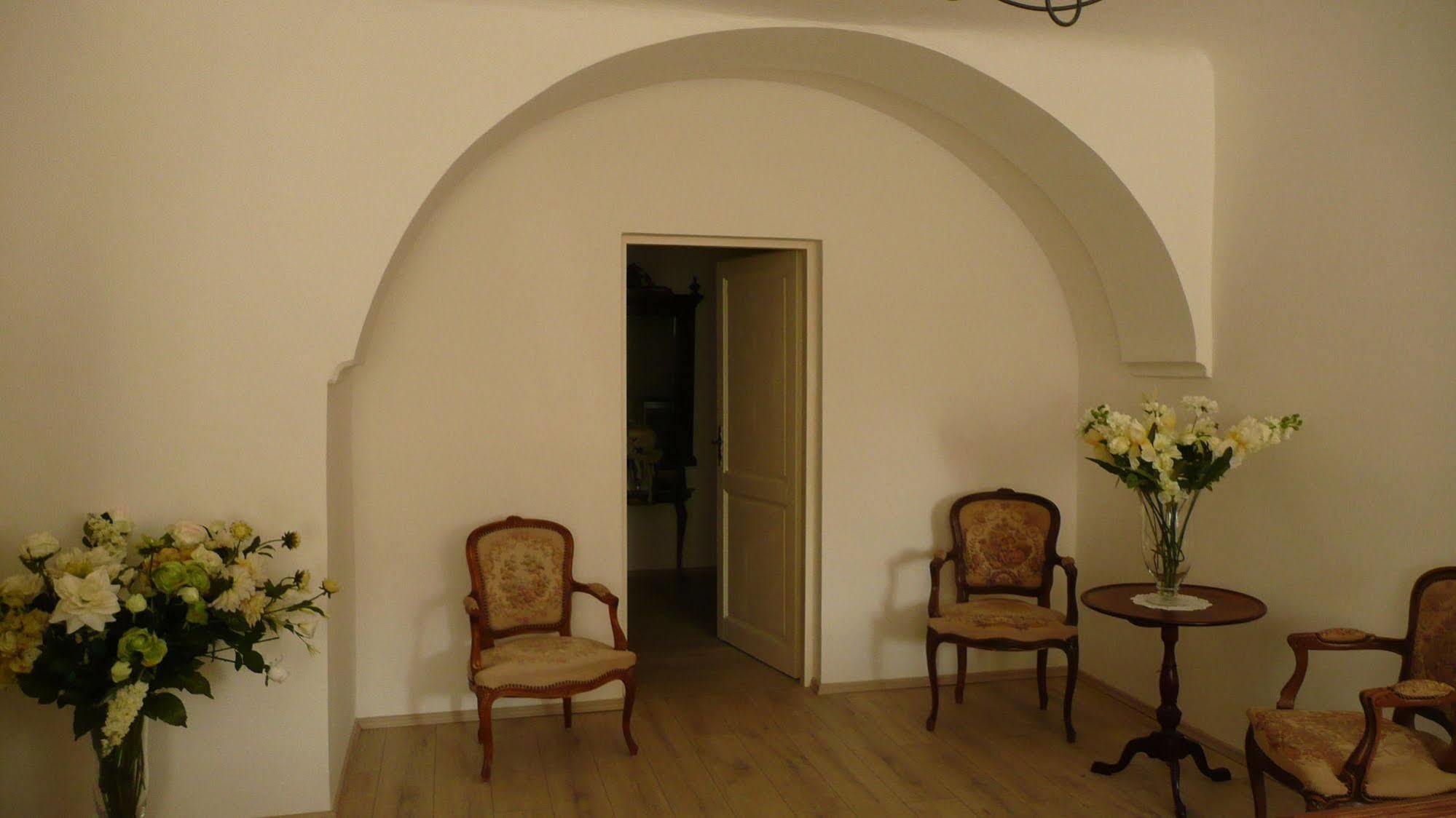 Apartment Dum U Cerneho Beranka Прага Экстерьер фото